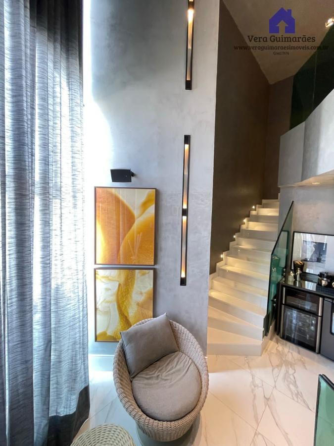 Apartamento - Caminho das árvores