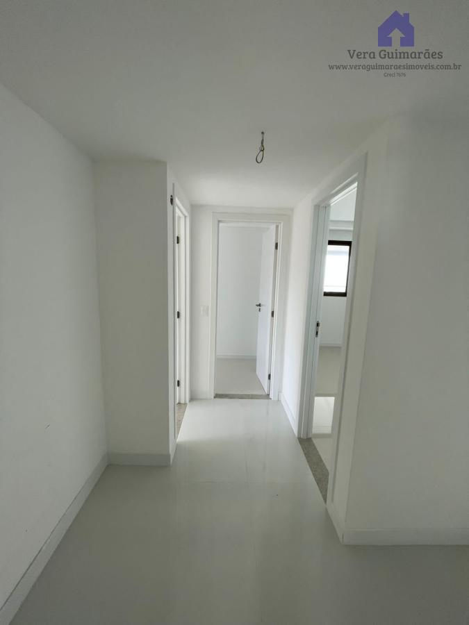 Apartamento - Caminho das árvores