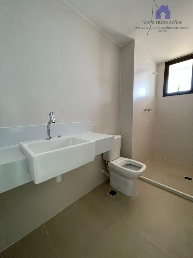 Apartamento - Caminho das árvores