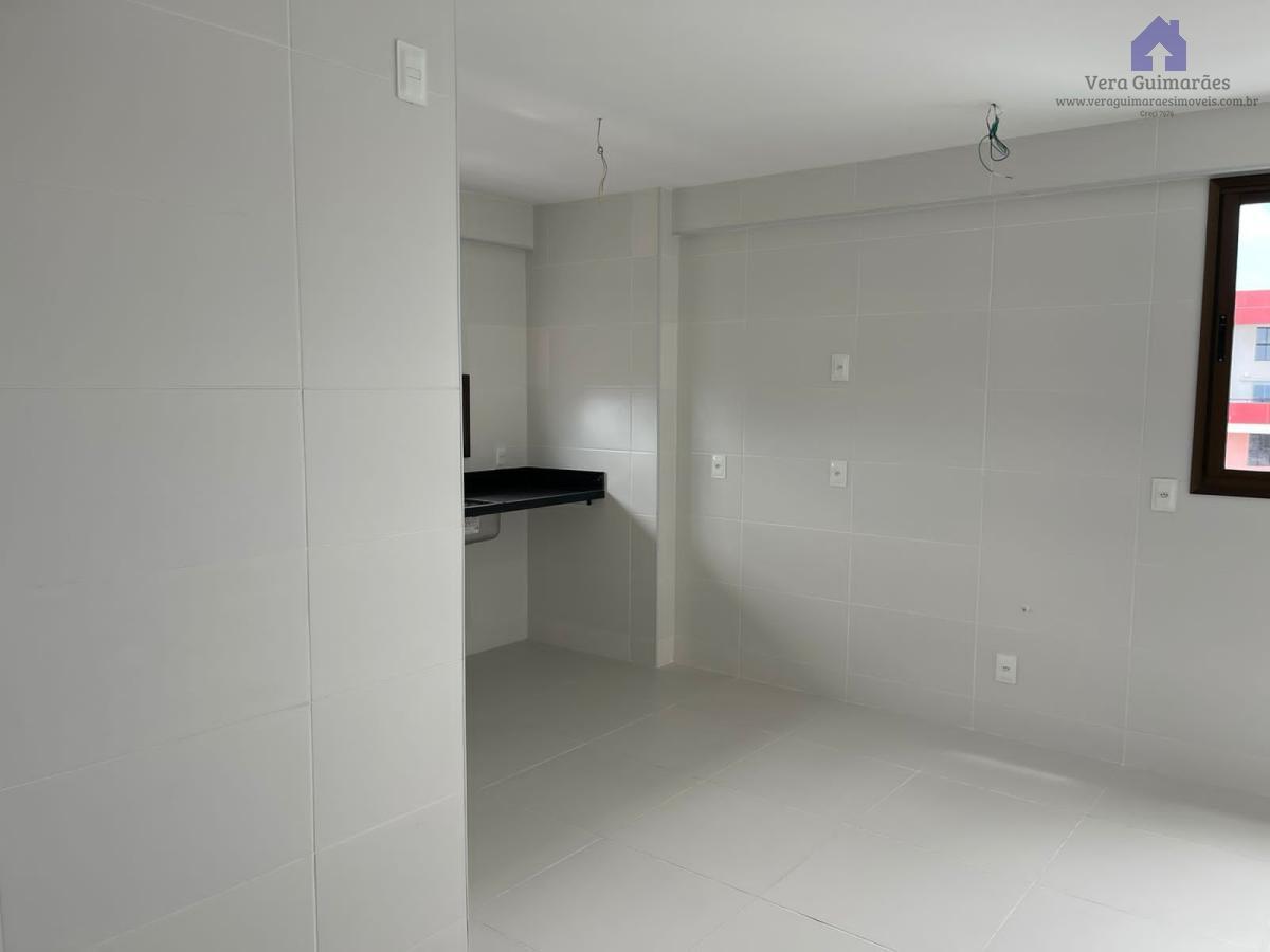 Apartamento - Caminho das árvores