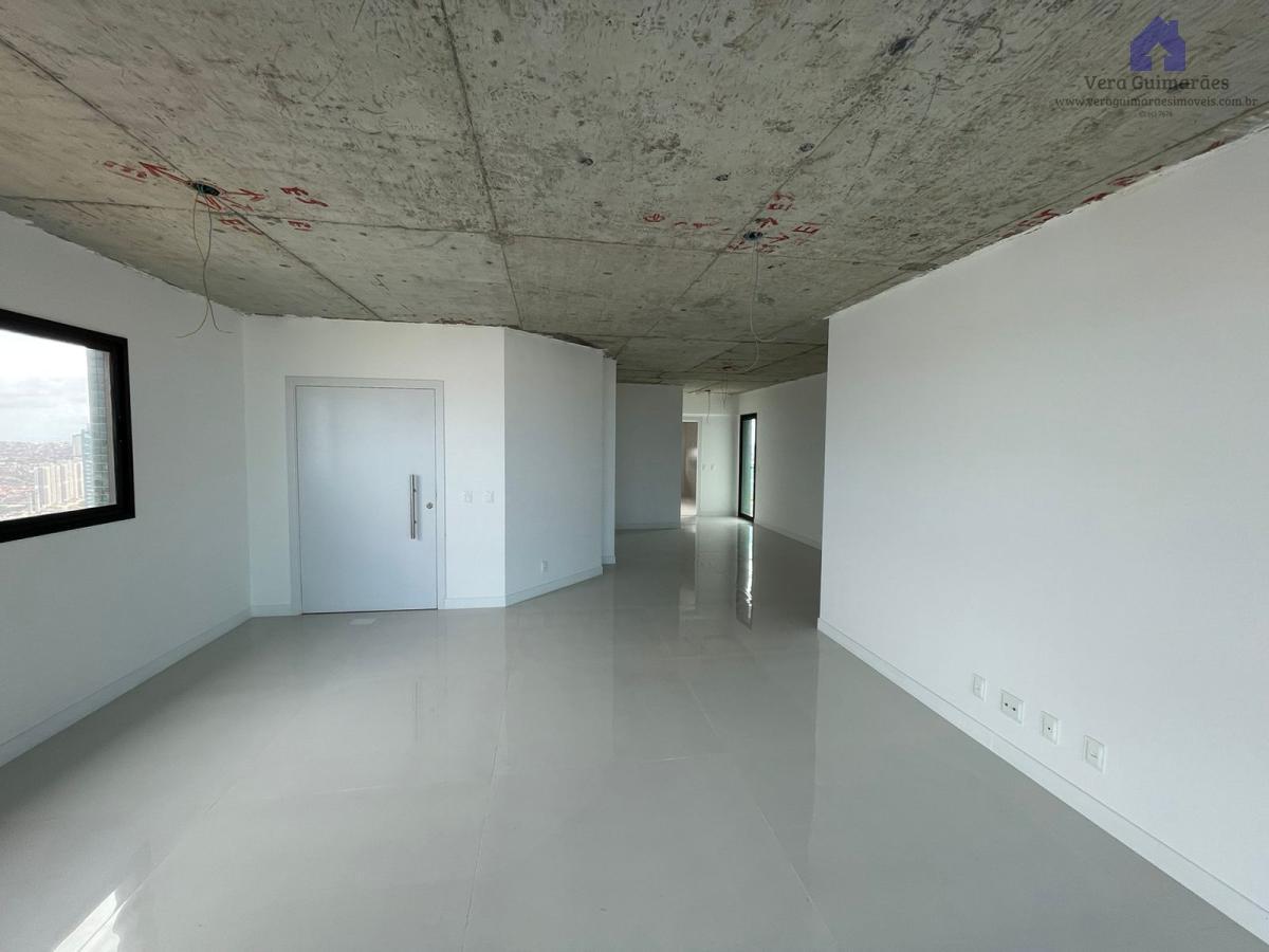 Apartamento - Caminho das árvores