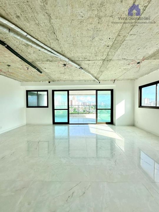 Apartamento - Caminho das árvores