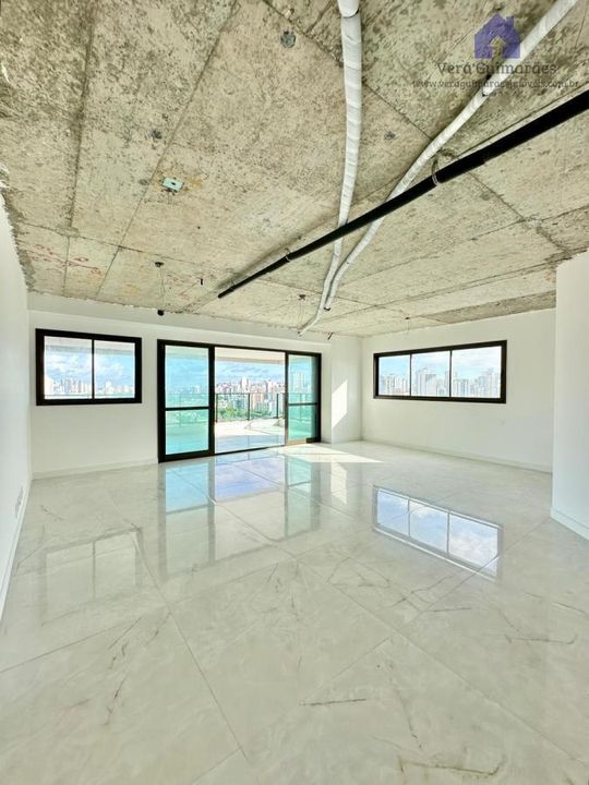 Apartamento - Caminho das árvores