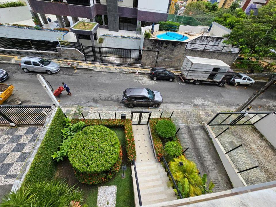 Apartamento - Caminho das árvores