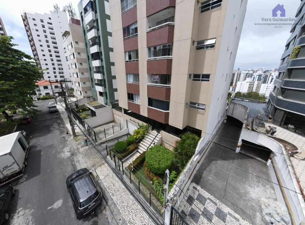 Apartamento - Caminho das árvores