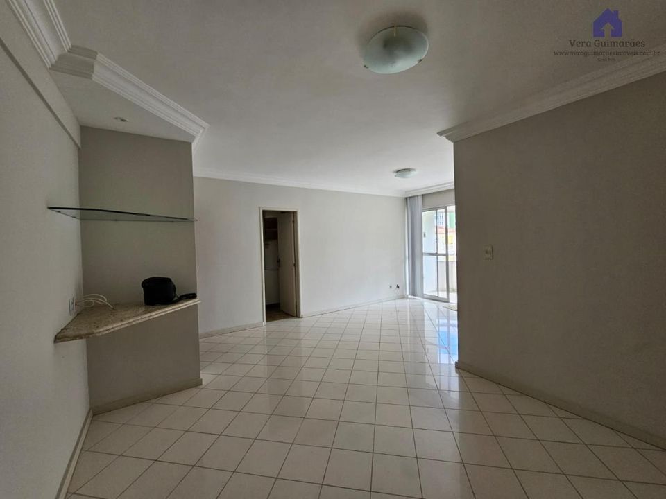Apartamento - Caminho das árvores