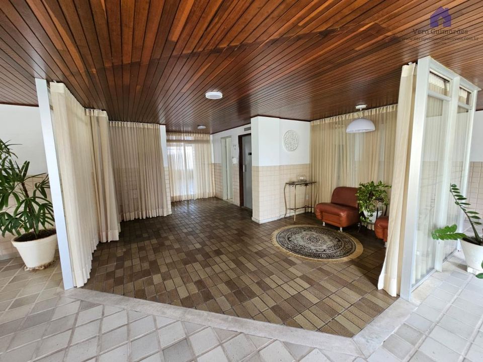 Apartamento - Caminho das árvores