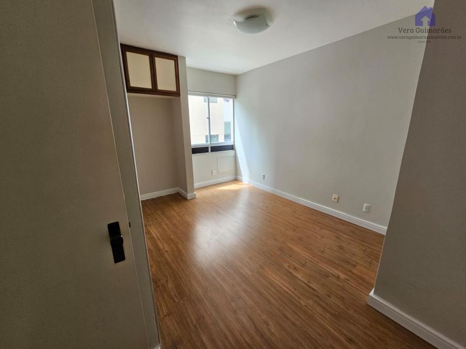 Apartamento - Caminho das árvores