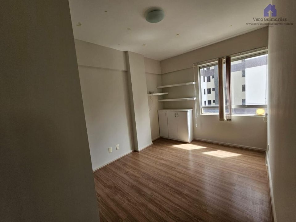 Apartamento - Caminho das árvores
