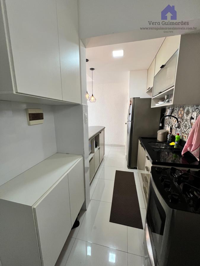 Apartamento - Caminho das árvores